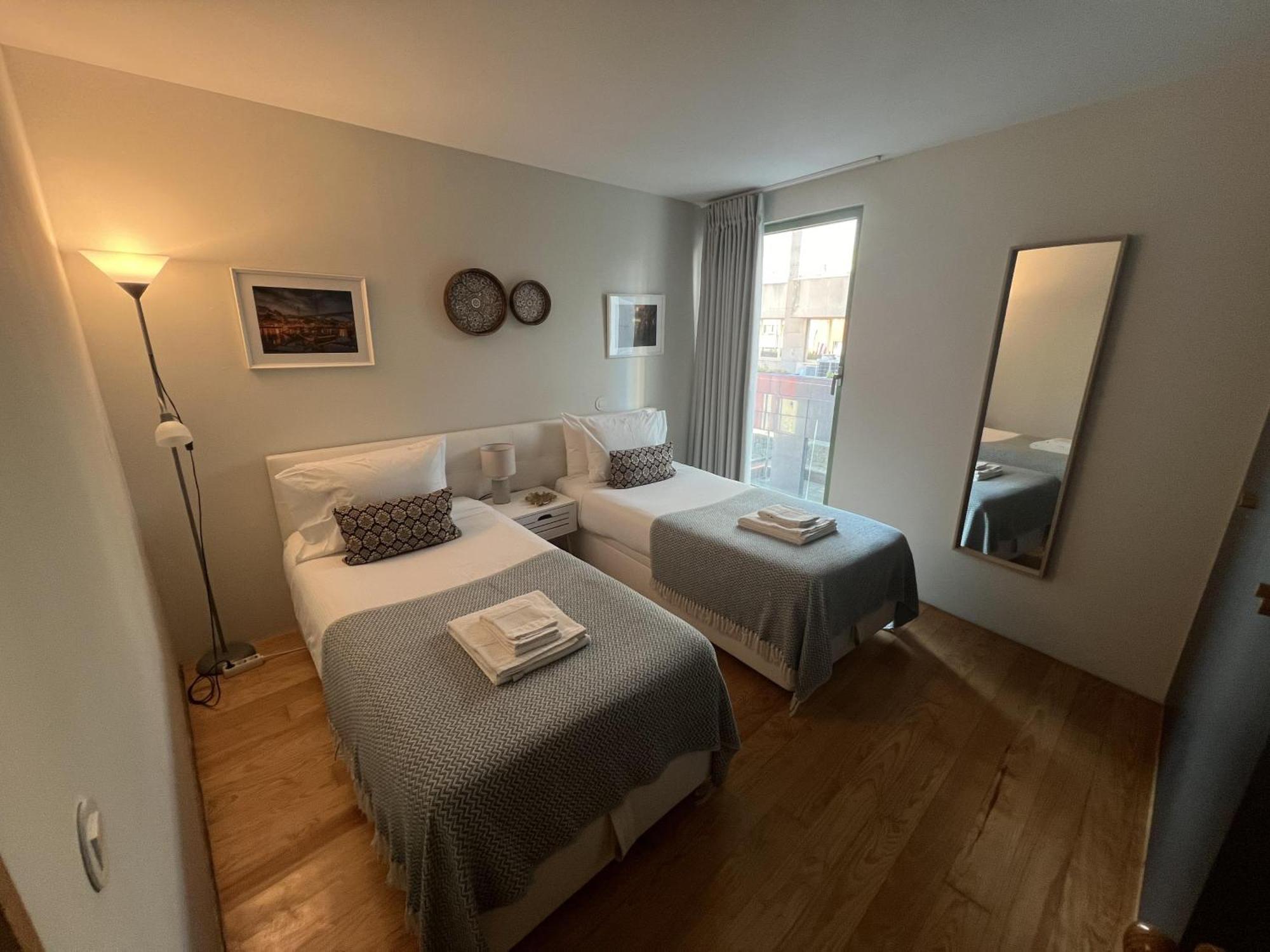 Cativo Flat - Lovely 2 Bedroom Duplex In Porto Exteriér fotografie